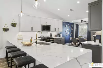 189 Torrey Pine Dr, Palm Desert, CA 92211 - Photo 1