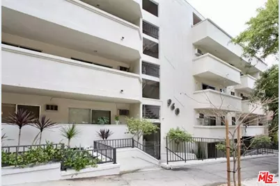 960 Larrabee St #116, West Hollywood, CA 90069 - Photo 1