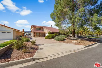 18032 Mariner Dr, Victorville, CA 92395 - Photo 1