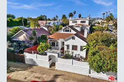 615 Sunset Ave, Venice, CA 90291 - Photo 1