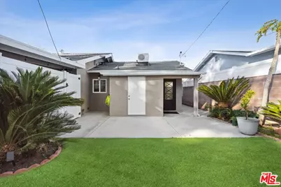 9728 Kessler Ave, Chatsworth, CA 91311 - Photo 1