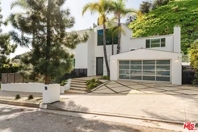1257 Bienveneda Ave, Pacific Palisades, CA 90272 - Photo 1
