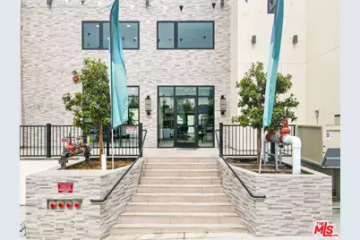 3977 Beverly Blvd #202, Los Angeles, CA 90004 - Photo 1