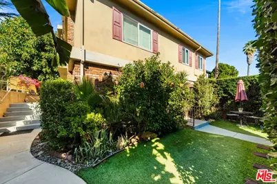 11585 Riverside Dr #1, Valley Village, CA 91602 - Photo 1