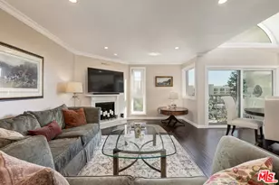 11789 Montana Ave, Los Angeles, CA 90049 - Photo 1