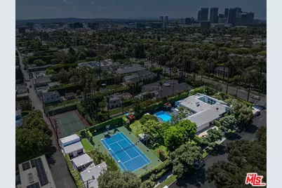 624 N Beverly Dr, Beverly Hills, CA 90210 - Photo 1