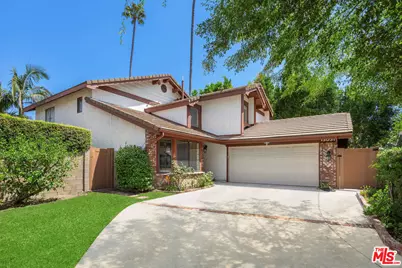13031 Magnolia Blvd, Sherman Oaks, CA 91423 - Photo 1