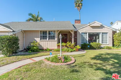 5925 S Chariton Ave, Los Angeles, CA 90056 - Photo 1