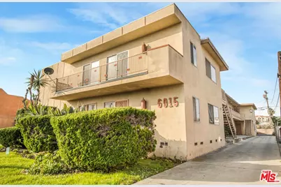6015 10th Ave, Los Angeles, CA 90043 - Photo 1