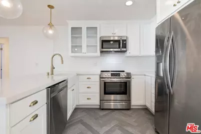 11645 Montana Ave #223, Los Angeles, CA 90049 - Photo 1