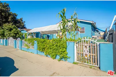 359 E 56th St, Los Angeles, CA 90011 - Photo 1