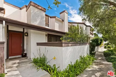 17171 Palisades Cir, Pacific Palisades, CA 90272 - Photo 1