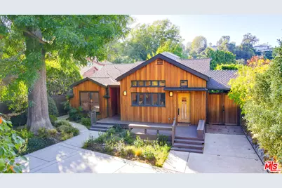 14903 Valley Vista Blvd, Sherman Oaks, CA 91403 - Photo 1