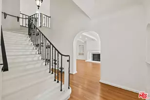 141 S Vista St, Los Angeles, CA 90036 - Photo 1