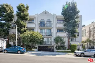860 S Lucerne Blvd, Los Angeles, CA 90005 - Photo 1