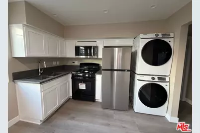 3568 S Budlong Ave #6, Los Angeles, CA 90007 - Photo 1