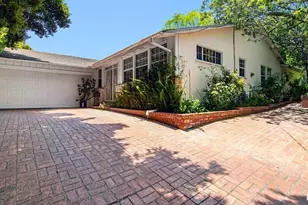 2363 Coldwater Canyon Dr, Beverly Hills, CA 90210 - Photo 1