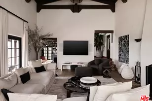 7902 Fareholm Dr, Los Angeles, CA 90046 - Photo 1