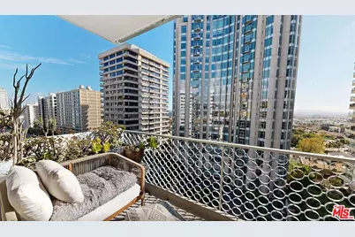 10787 Wilshire Blvd #1102, Los Angeles, CA 90024 - Photo 1