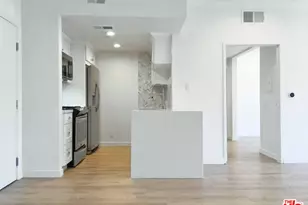 301 S Swall Dr, Los Angeles, CA 90048 - Photo 1