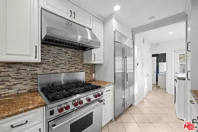 208 S Rodeo Dr, Beverly Hills, CA 90212 - Photo 1