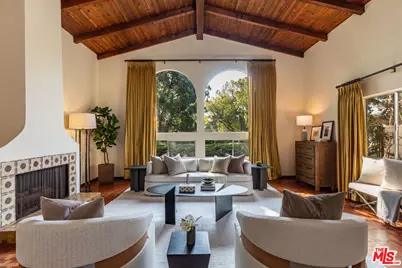 201 23rd St, Santa Monica, CA 90402 - Photo 1