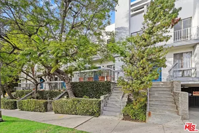 1220 Manning Ave #7, Los Angeles, CA 90024 - Photo 1