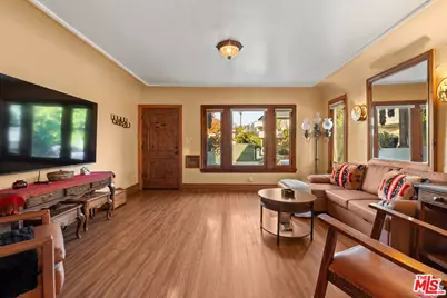 545 Norwich Dr, West Hollywood, CA 90048 - Photo 1