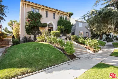 N Plymouth Blvd #619 1/2, Los Angeles, CA 90004 - Photo 1