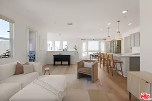 2923 Exposition Pl, Los Angeles, CA 90018 - Photo 1