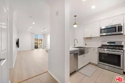 6400 Crescent Park #315, Playa Vista, CA 90094 - Photo 1