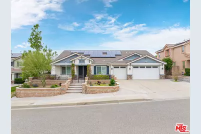 6390 N Angels Peak Dr, San Bernardino, CA 92407 - Photo 1