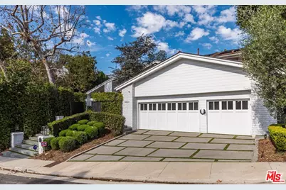 9823 Cardigan Pl, Beverly Hills, CA 90210 - Photo 1