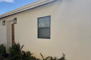 2215 S Sycamore Ave, Los Angeles, CA 90016 - Photo 1