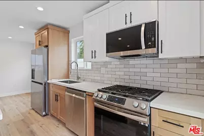 6321 Camellia Ave, North Hollywood, CA 91606 - Photo 1