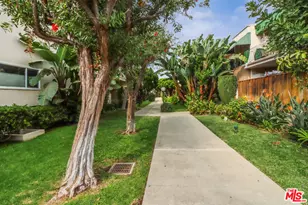 11121 Queensland St, Los Angeles, CA 90034 - Photo 1