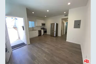 1112 Meadowbrook, Los Angeles, CA 90019 - Photo 1