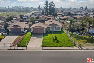 1112 Valencia Ave, Delano, CA 93215 - Photo 1