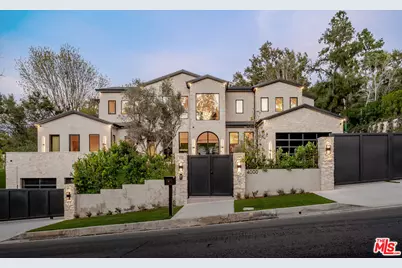 4000 Ballina Dr, Encino, CA 91436 - Photo 1