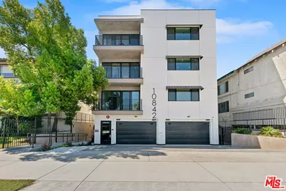 10842 Victory Blvd #201, North Hollywood, CA 91606 - Photo 1
