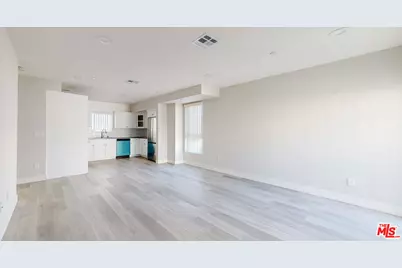 307 Rosemont Ave, Los Angeles, CA 90026 - Photo 1