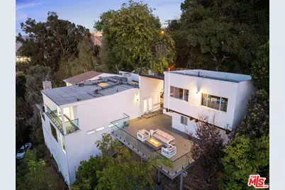 3541 Multiview Dr, Los Angeles, CA 90068 - Photo 1