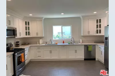 1123 S Clark Dr, Los Angeles, CA 90035 - Photo 1