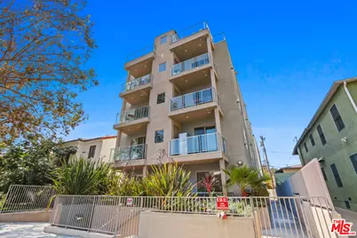 819 S Holt Ave #201, Los Angeles, CA 90035 - Photo 1