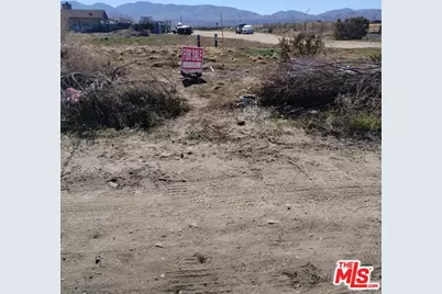 111 E 12 St #(D, Sun Village, CA 93543 - Photo 1