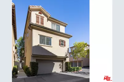 6840 De Celis Pl #25, Van Nuys, CA 91406 - Photo 1