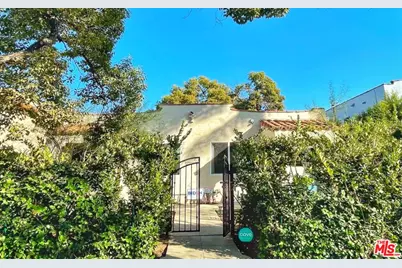 838 N Sycamore Ave, Los Angeles, CA 90046 - Photo 1