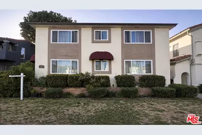 447 S Palm Dr #3, Beverly Hills, CA 90212 - Photo 1