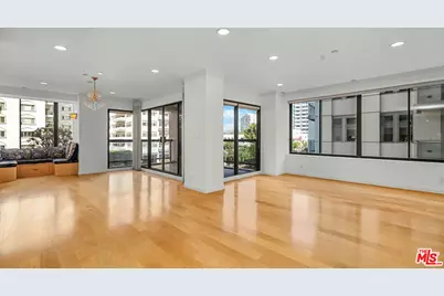 10724 Wilshire Blvd #305, Los Angeles, CA 90024 - Photo 1