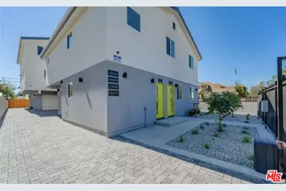 1348 E Vernon Ave #1346, Los Angeles, CA 90011 - Photo 1